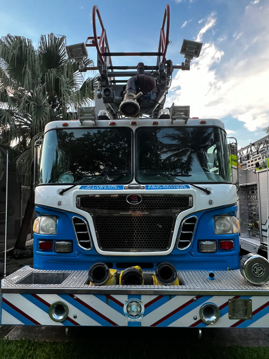 2006 Spartan Gladiator 60' rear-mount aerial fire truck (USED)